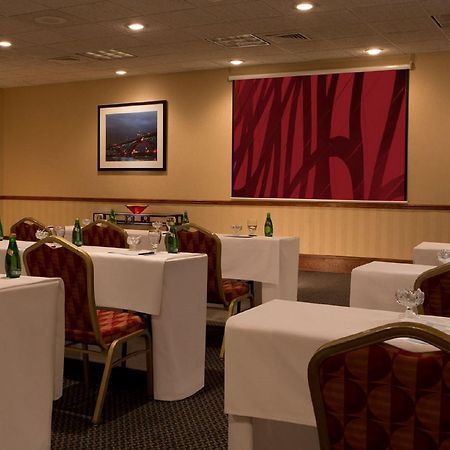 M Hotel Buffalo Чиктовага Экстерьер фото