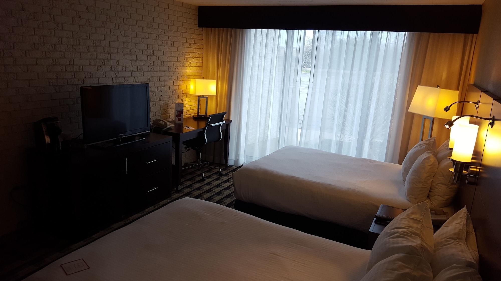 M Hotel Buffalo Чиктовага Экстерьер фото