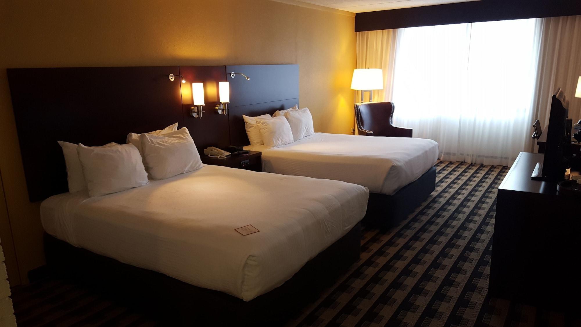 M Hotel Buffalo Чиктовага Экстерьер фото