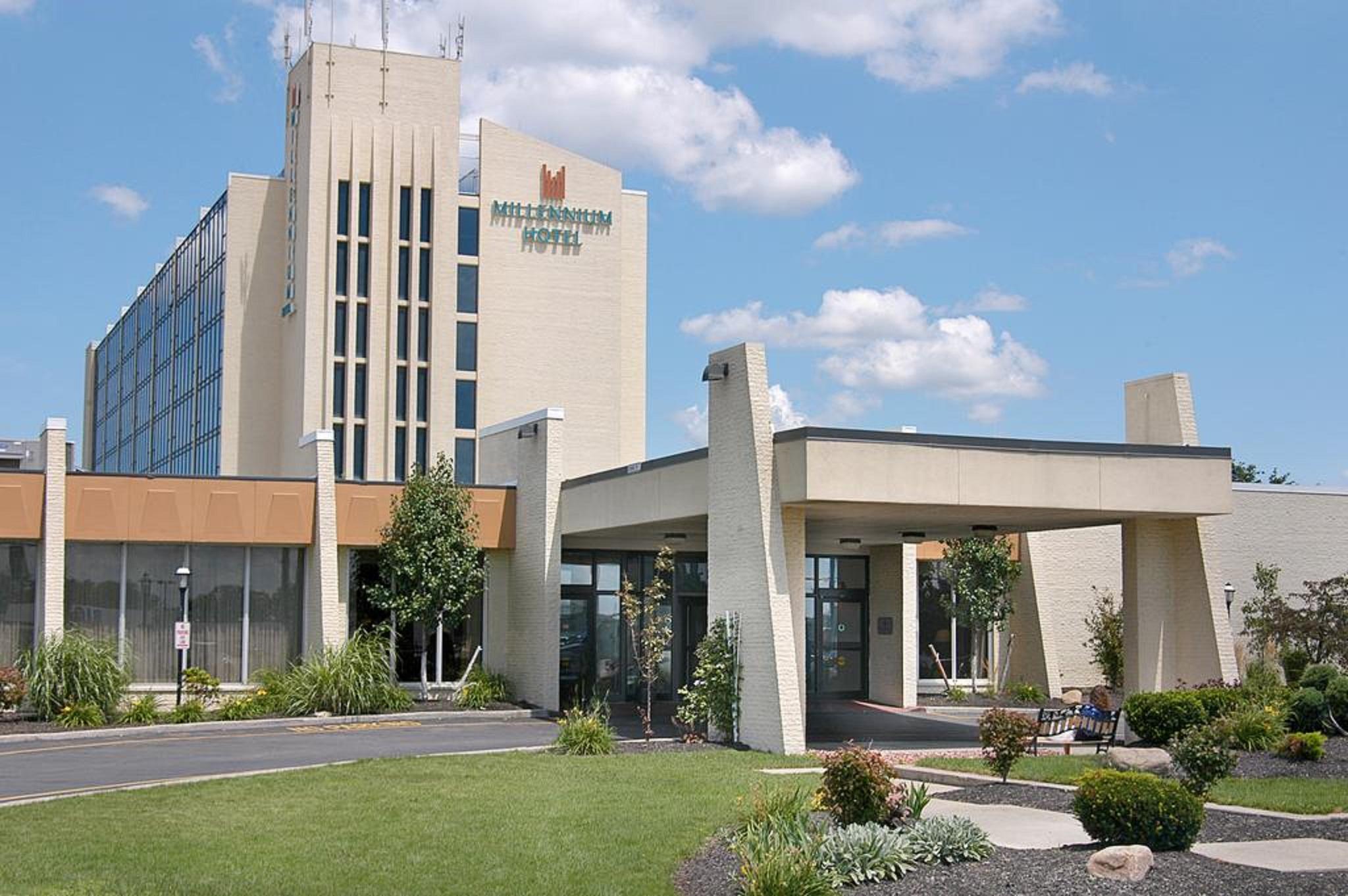 M Hotel Buffalo Чиктовага Экстерьер фото
